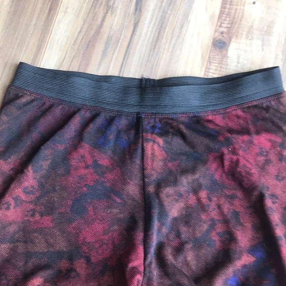 Milk dark floral legging - Picture 2 of 4